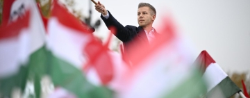 Опозицията в Унгария запазва преднината си от 10% пред Фидес на Орбан